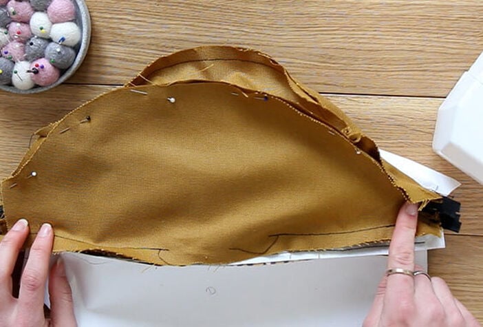 Closing the Pocket Pouch